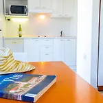 Viscovery House Rukavac (Vis)