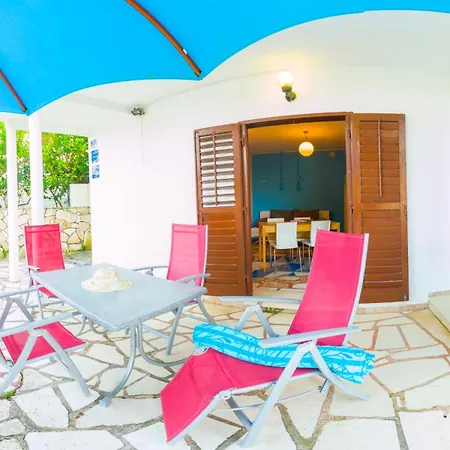 Viscovery House * Rukavac (Vis)